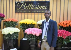 Moses of AAA Growers presenting their Bellissimo roses